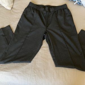 New joggers with no tags